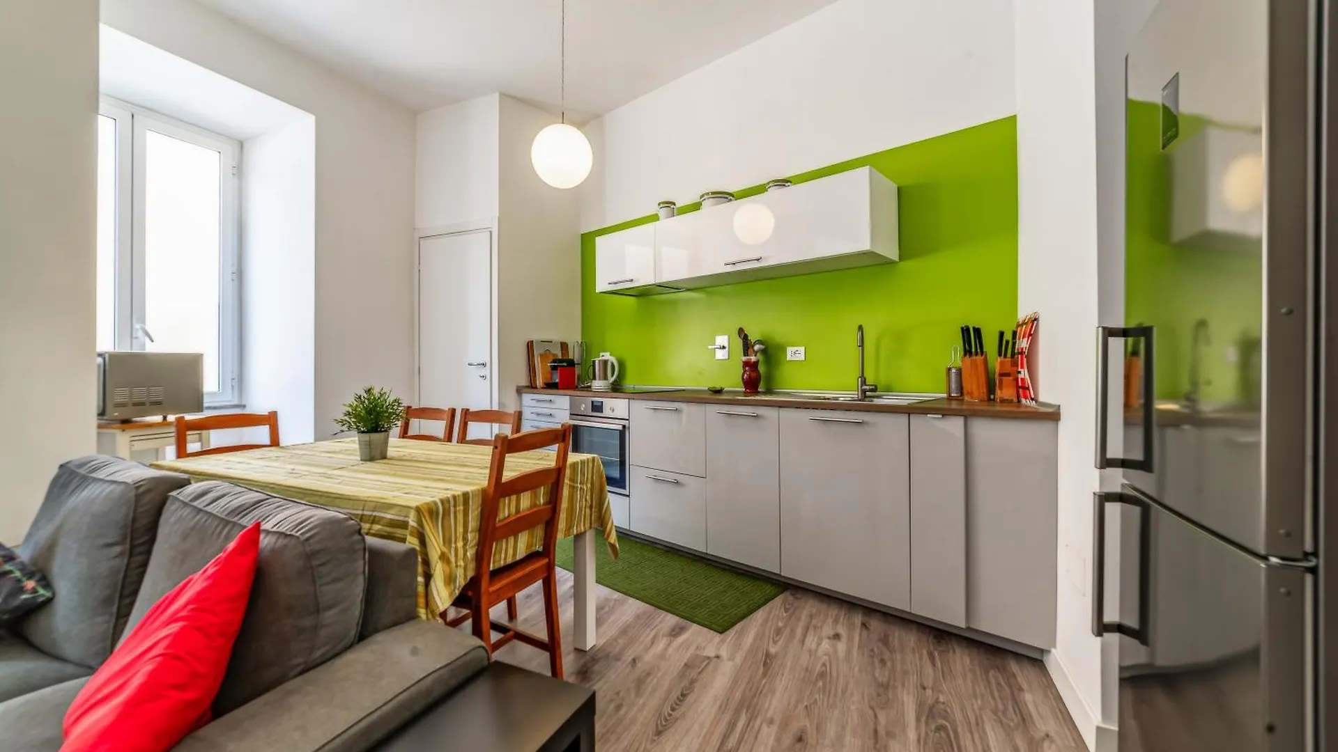 Casa Fabrizio - Metro San Giovanni Řím 0*,  Itálie